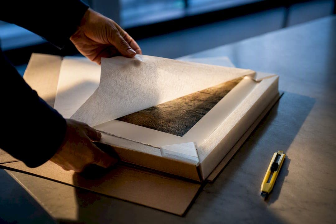 Before You Sign: What Collectors Must Check When Shipping Fine Art Prints