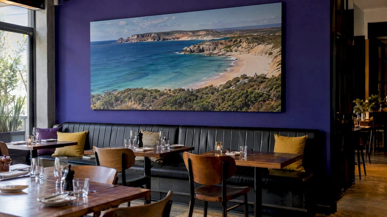 Restaurant Wall Art Ideas: 12 Ways to Dress Your Walls